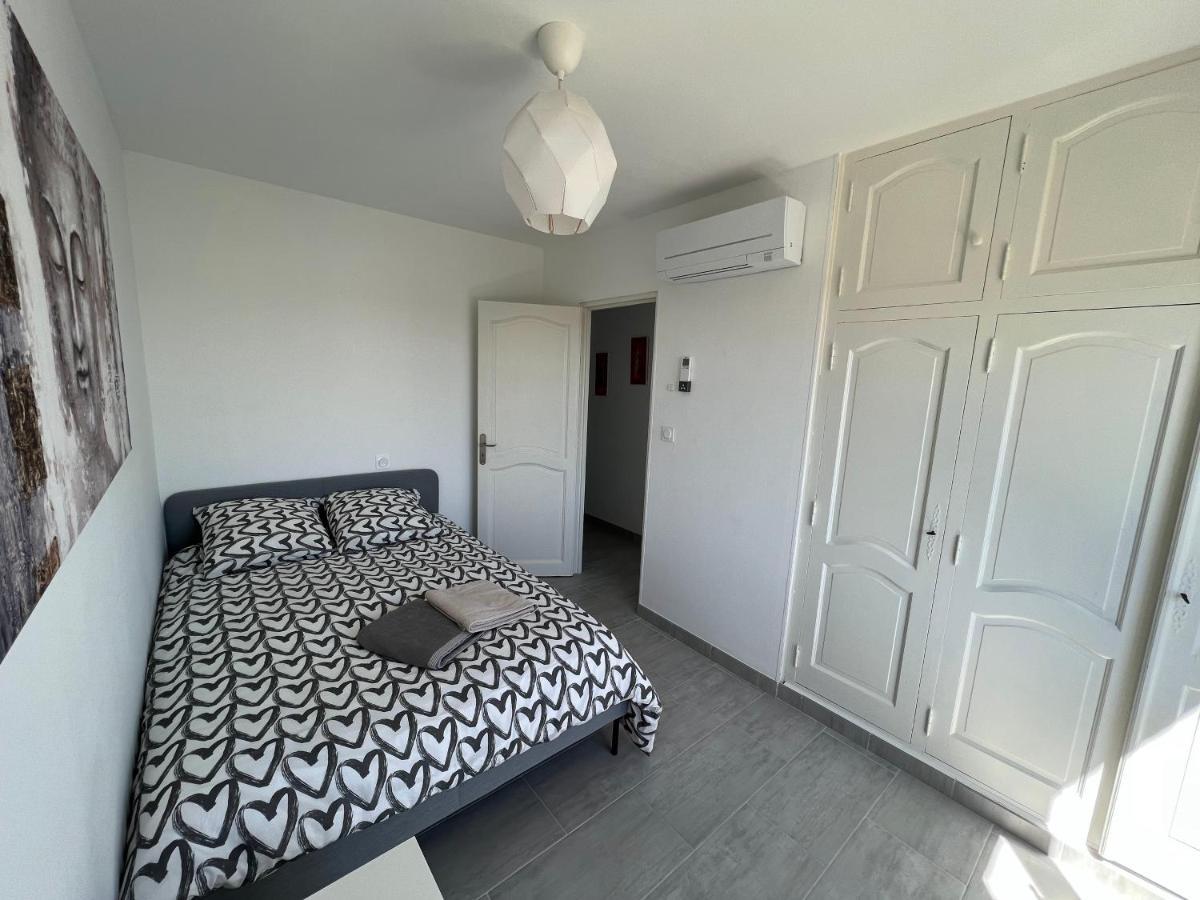 Apartment Superbe Climatise, 2 A 200m De La Le Grau-du-Roi